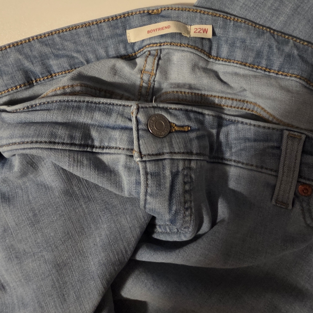 Levi's Blue Boyfriend Jeans Relaxed Fit - Picture 3 of 6